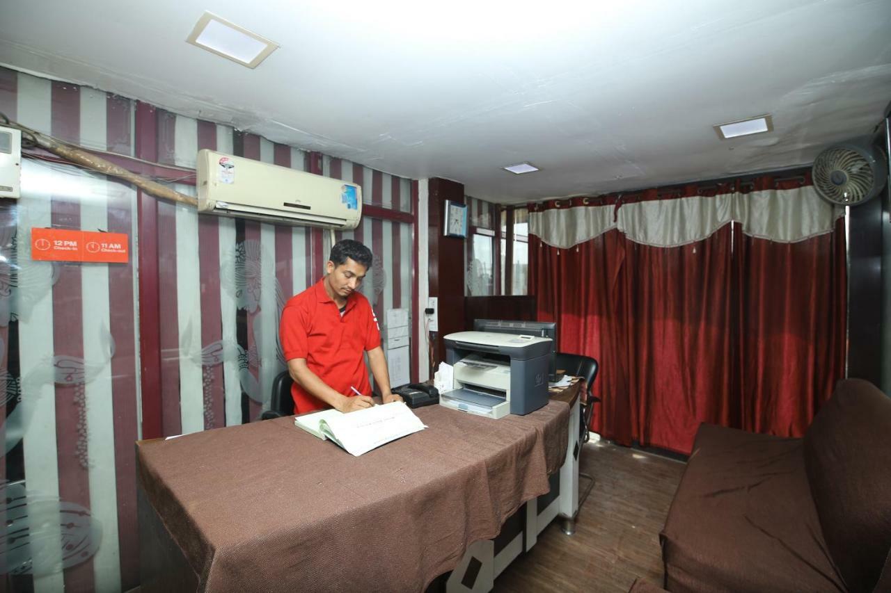 Hotel Deep Palace Jind Zewnętrze zdjęcie