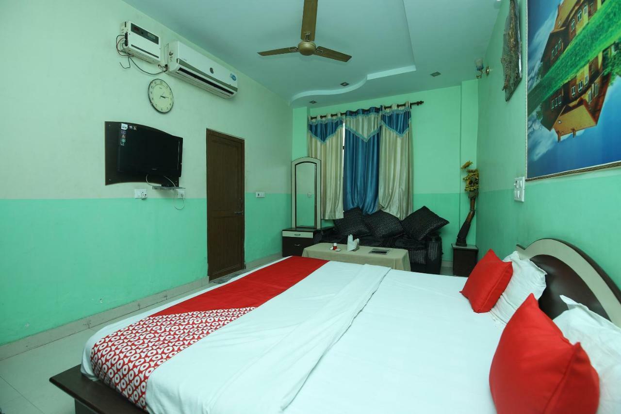 Hotel Deep Palace Jind Zewnętrze zdjęcie